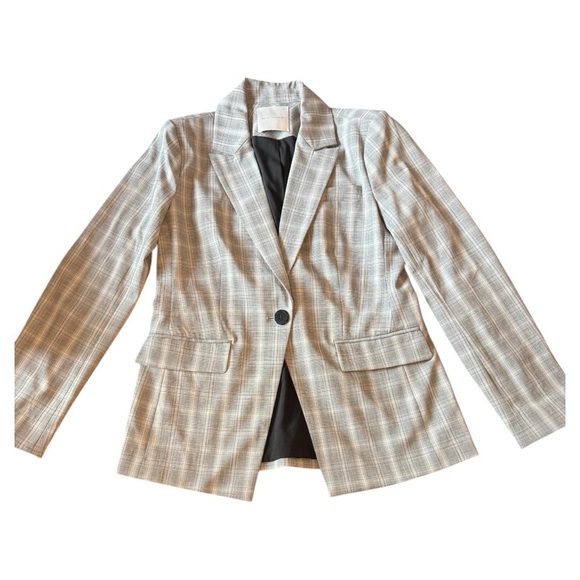 Elie Tahari Jackets & Blazers - Elie Tahari The Tailor Blazer